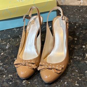 ETIENNE AIGNER patent leather heels! 8.5